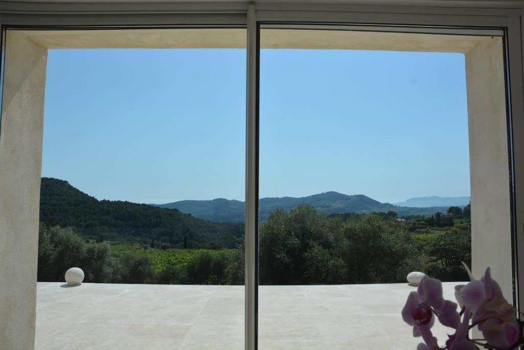 La Venturonne Appartement Neuf Rez De Jardin 45 M2 Vue Mer Et Vignes 10 Mn Des Plages เลอโบสเซต์ ภายนอก รูปภาพ
