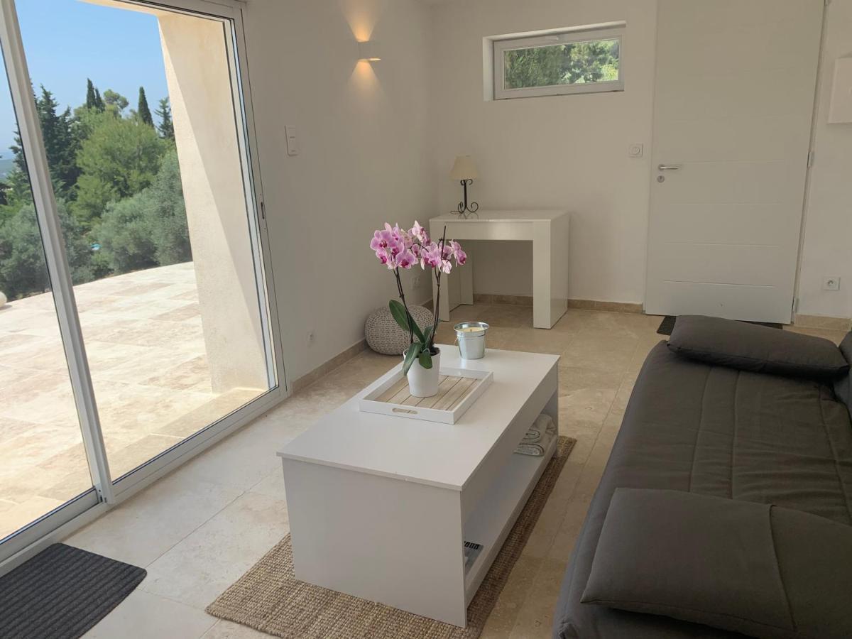 La Venturonne Appartement Neuf Rez De Jardin 45 M2 Vue Mer Et Vignes 10 Mn Des Plages เลอโบสเซต์ ภายนอก รูปภาพ
